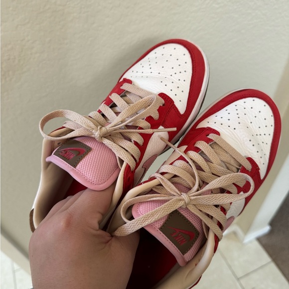 Woman’s Nike low dunk bacon size 8 - Picture 6 of 13